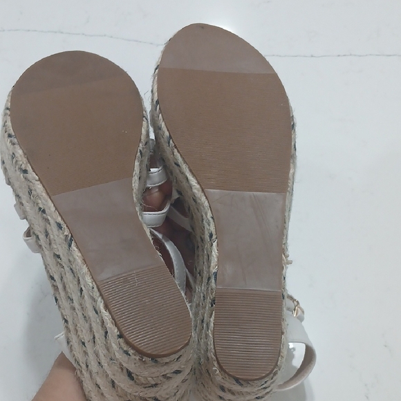 Cream Wedge Sandals Sz41 Fits Size 10 New Without Tag Or Box - Picture 5 of 6